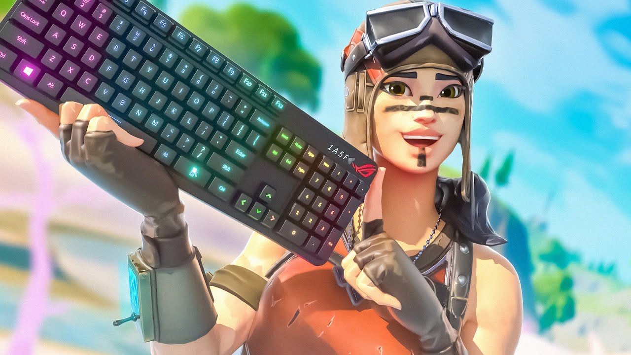 My first ever handcam on Fortnite... (ROG Strix Scope RX)