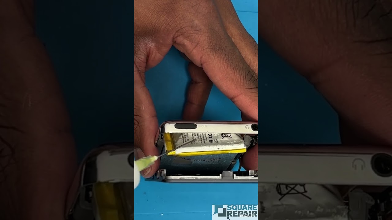 iPod Classic Battery Replacement London | Square Repair Liverpool Street