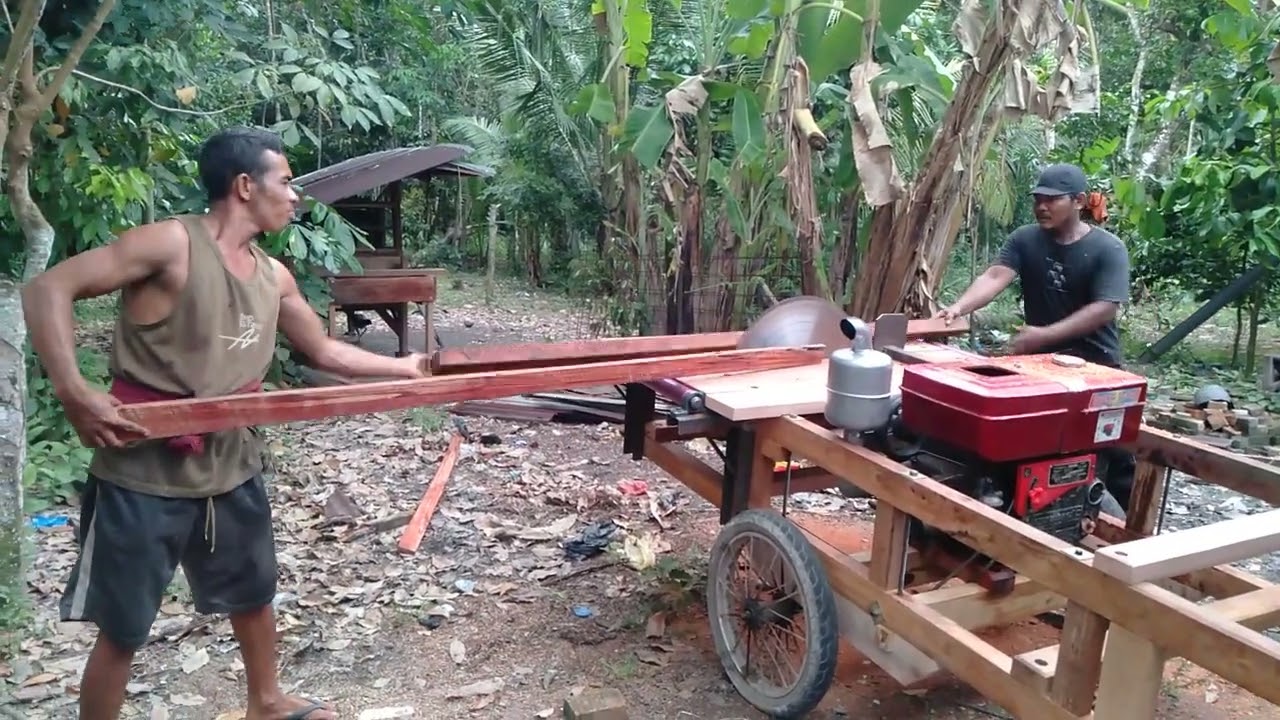 masih belajar menggunakan serkal