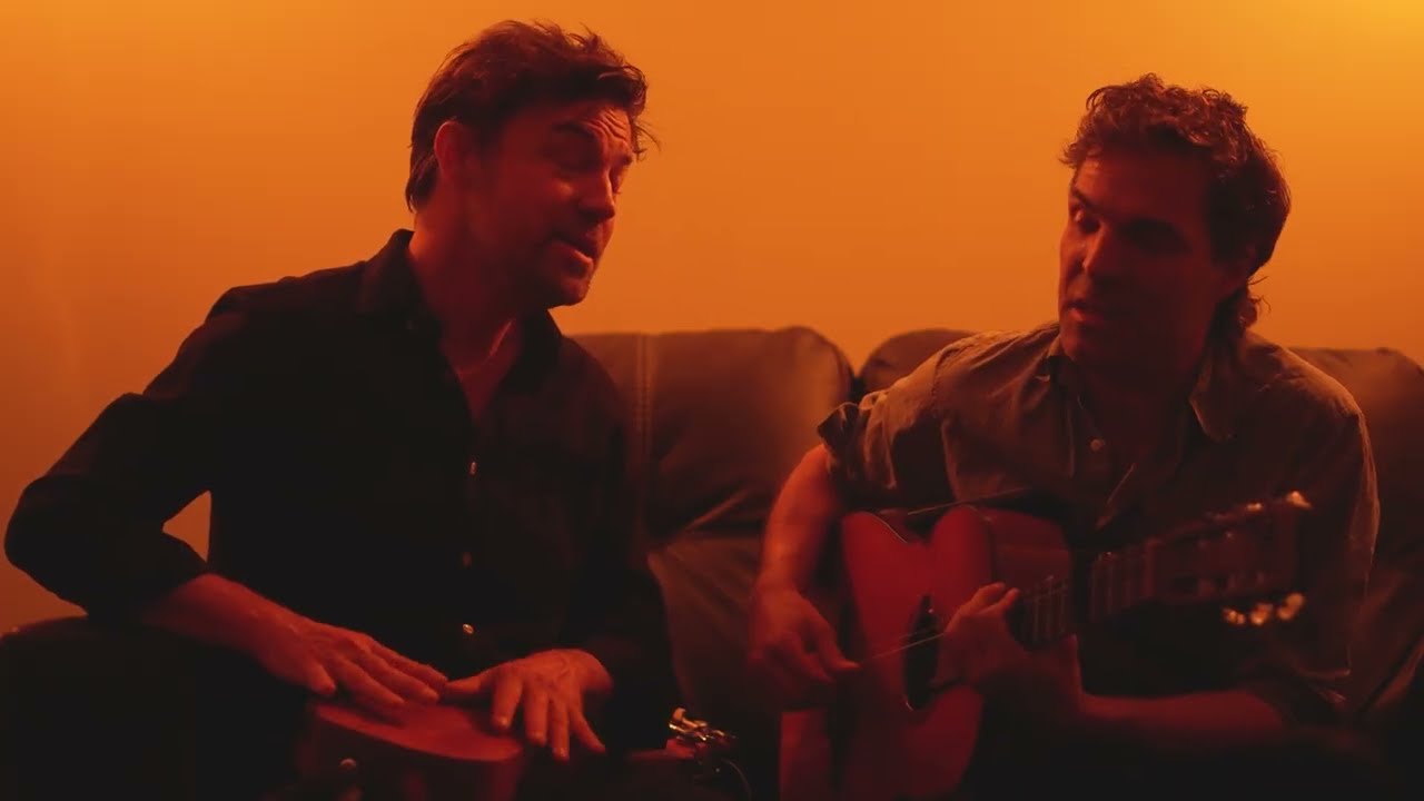 The Barr Brothers - Even the Darkness Has Arms (Acoustic Backstage)