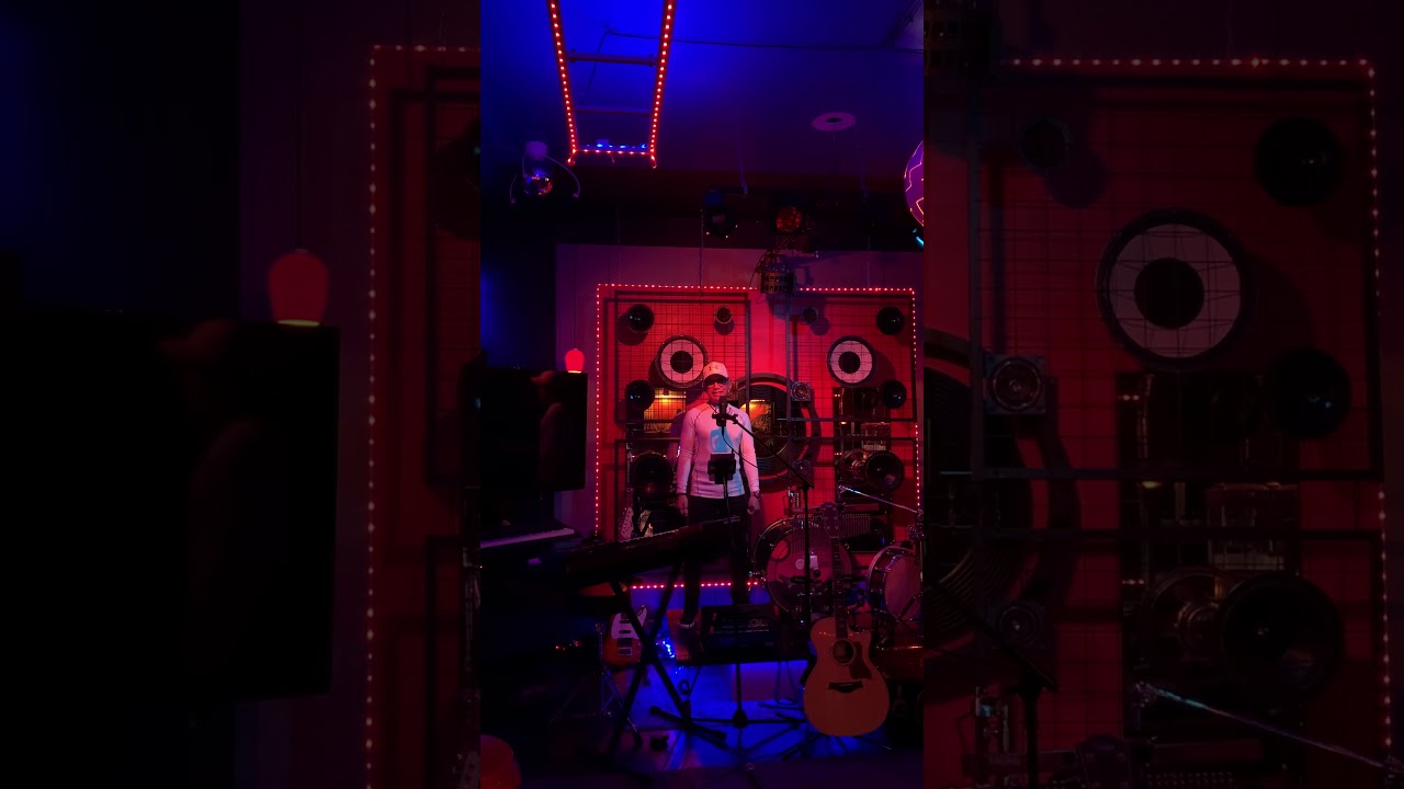 Amazing by: Aerosmith / cover by: JEFF ROXAS