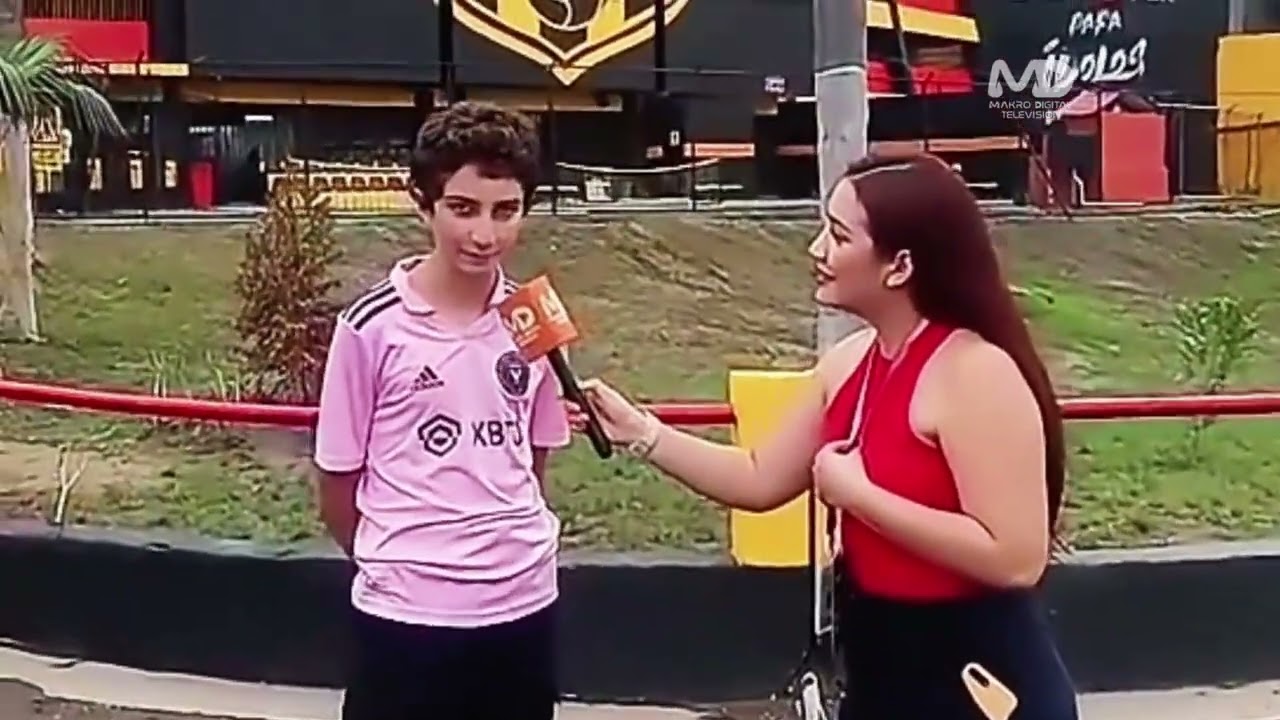 🏈💥 Un hincha argentino esperó 20 años para ver a Lionel Messi en Guayaquil.