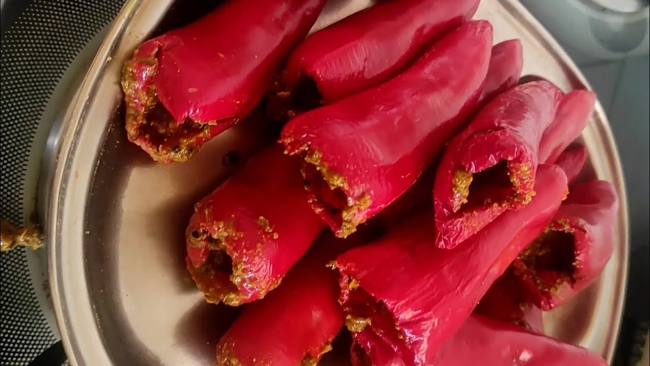 #Banarsi style bharwa laal mirch ka Achaar #achaarrecipe #banaras #mirchi #subscribe #viral 