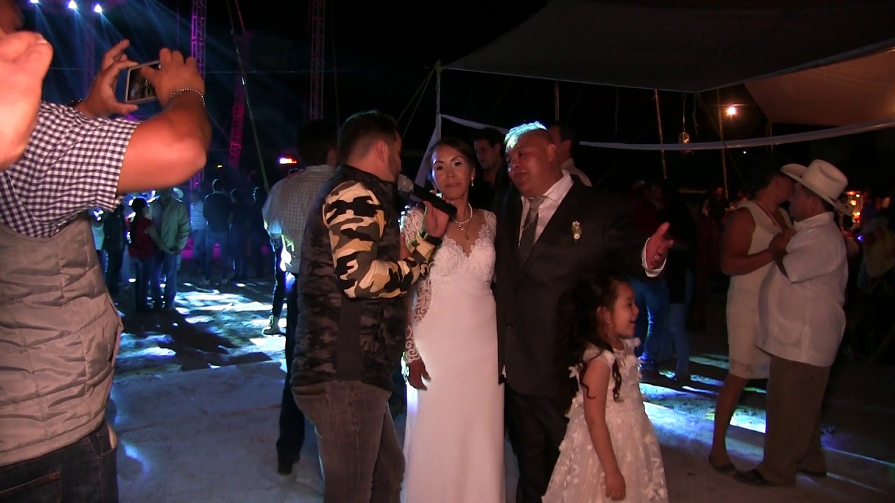 Nuestra boda Polo y Pina Santo Tomas de los Platanos 28 de Diciembre ROBERTO JR Y SU BANDEÑO