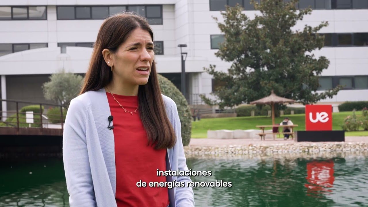 ¿Quieres especializarte en energías renovables y estudiar online?