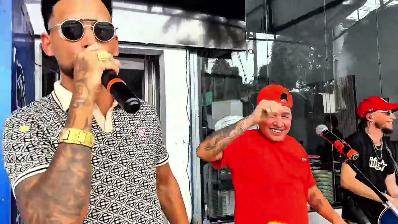 SOM DE PARED&Atilde;O NA RUA DO FUXICO AO VIVO