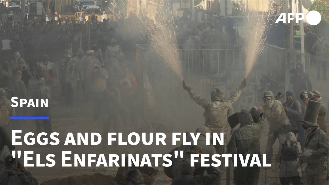 Eggs and flour fly as Spain holds 'Els Enfarinats' festival | AFP