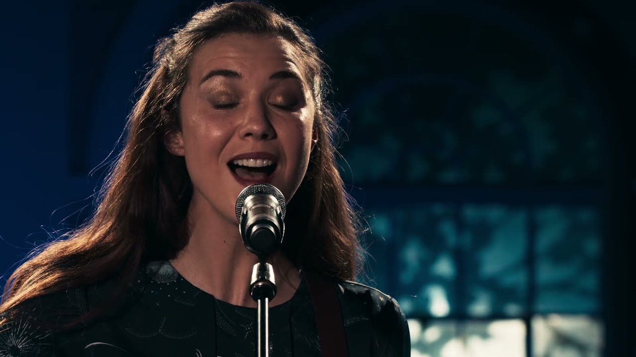 Lisa Hannigan performing at the exclusive virtual 