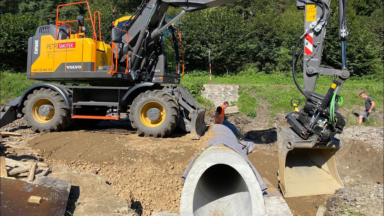 ZÁSYP PROPUSTKU S ROTÁTOREM / VOLVO EW160E & STEELWRIST X20