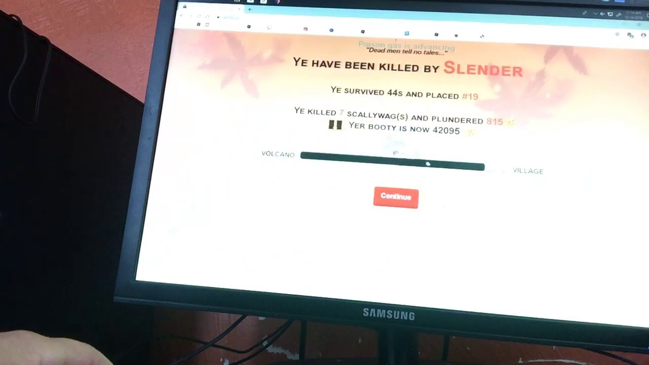 Play yohoho.io with my brother