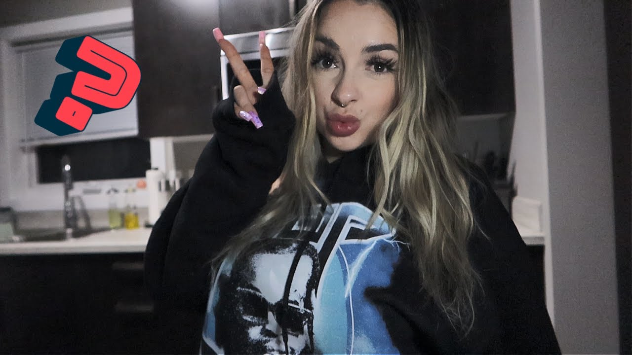 Never before seen clip of me & my friends *VLOGMAS Day 30*