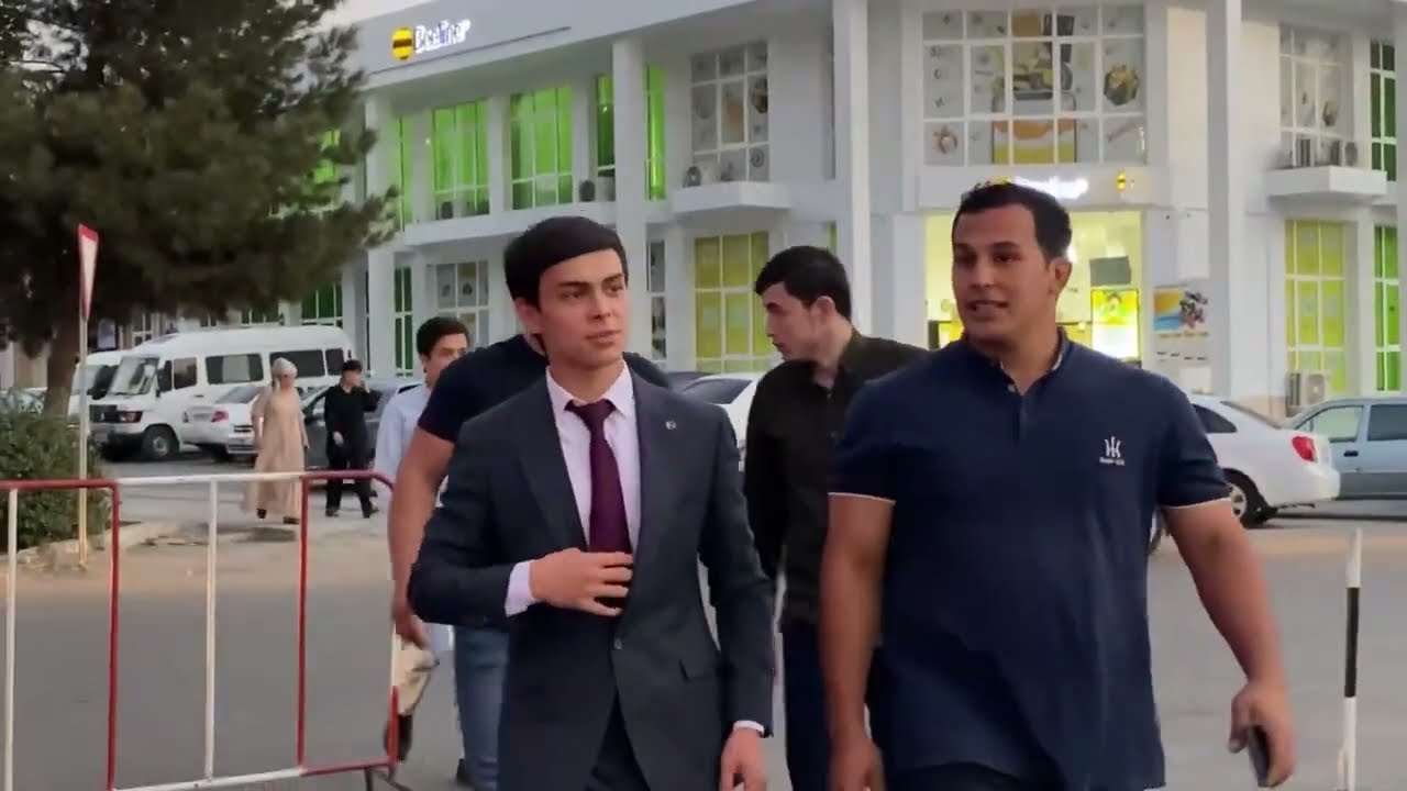 Elyorbek va Shohruxxon - Fargonada