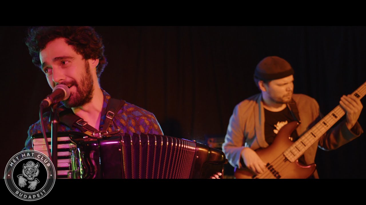 Hét Hat Club - Kicsiny falum (Live at Három Holló)