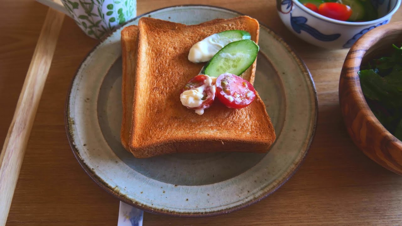 トマトと胡瓜のトースト Toast
