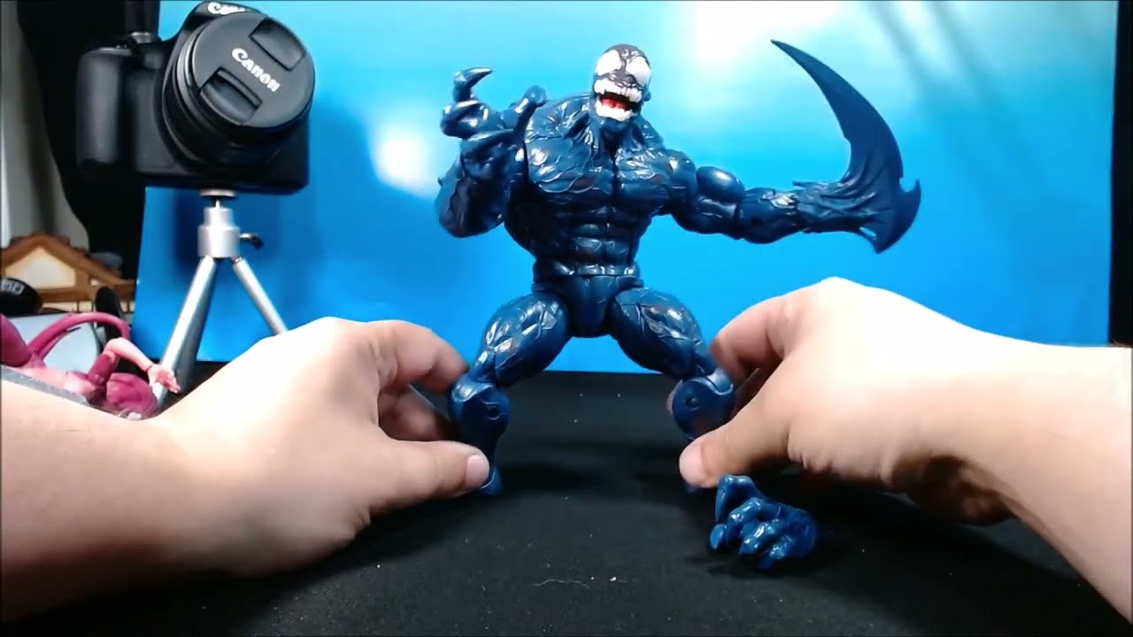 Amazon exclusive Hasbro Marvel Legends Venom, Agony and Riot three pack