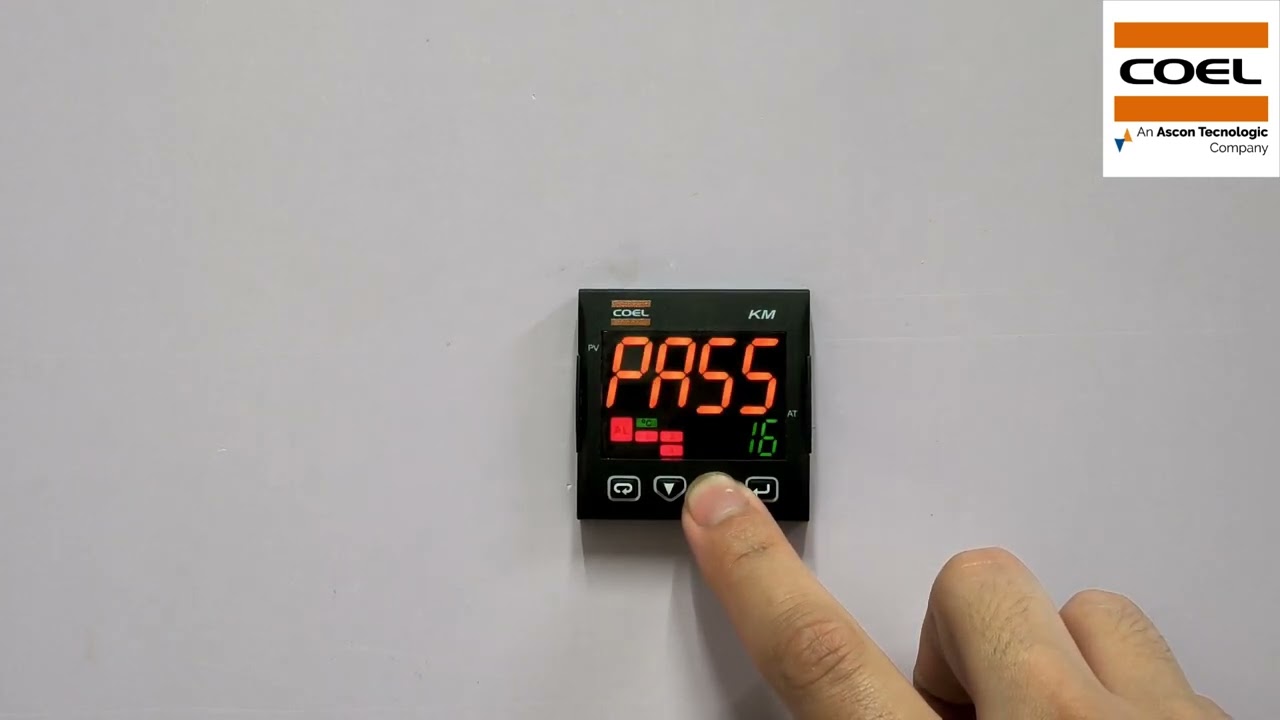 Control de temperatura KM1 - Acceso a los parámetros y ejemplo de configuración básica