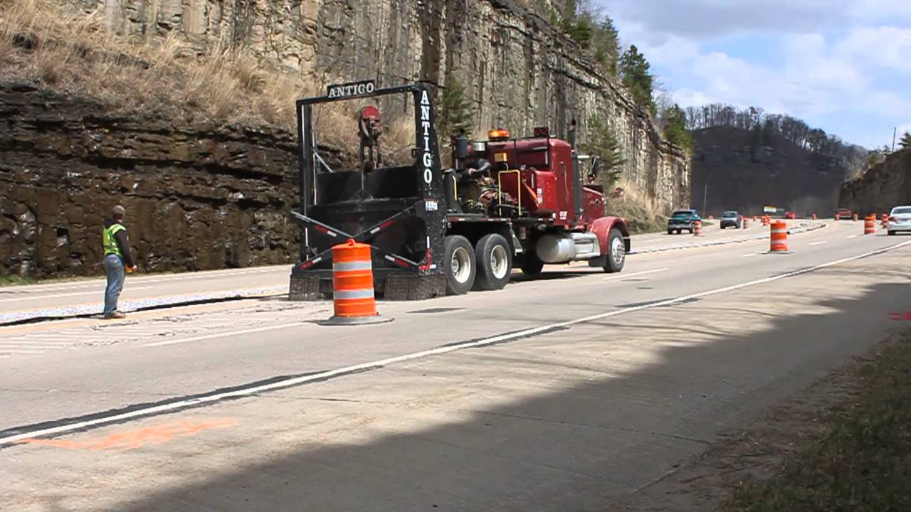 Antigo Construction Breaking Concrete on Kentucky 80 near Hazard, KY