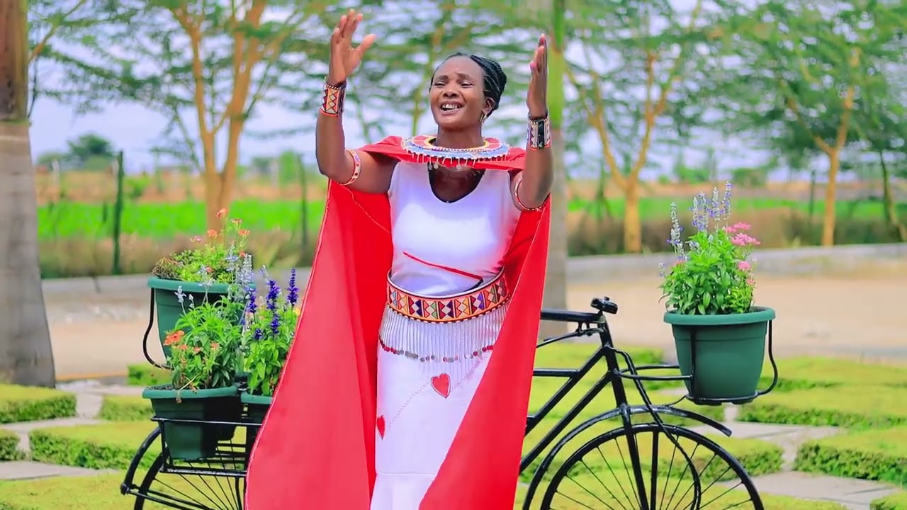 ETIAKA OLAITORIANI BY NAMAYIANA CHOIR C.M.O INT'L HQ 