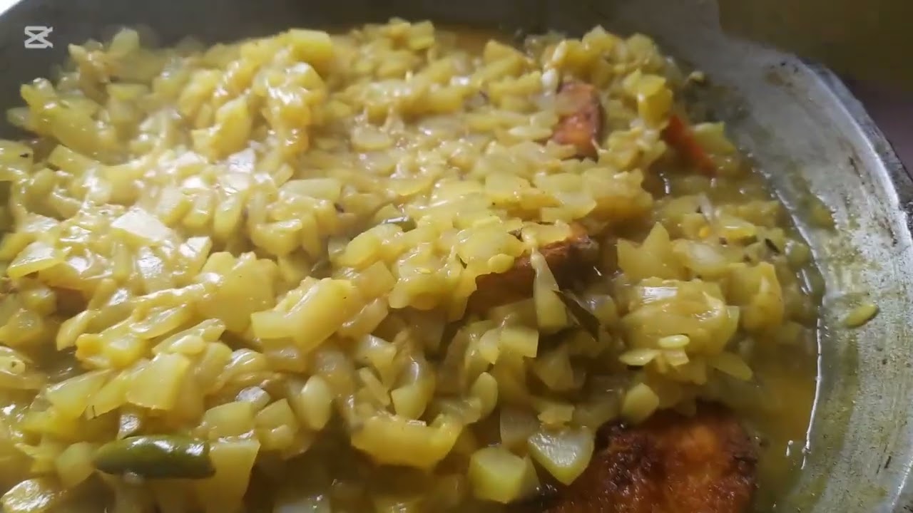 আজকে রান্না করলাম  শোল মাছ দিয়ে লাউ ও লাউয়ের খোসা বাটা 🤤
