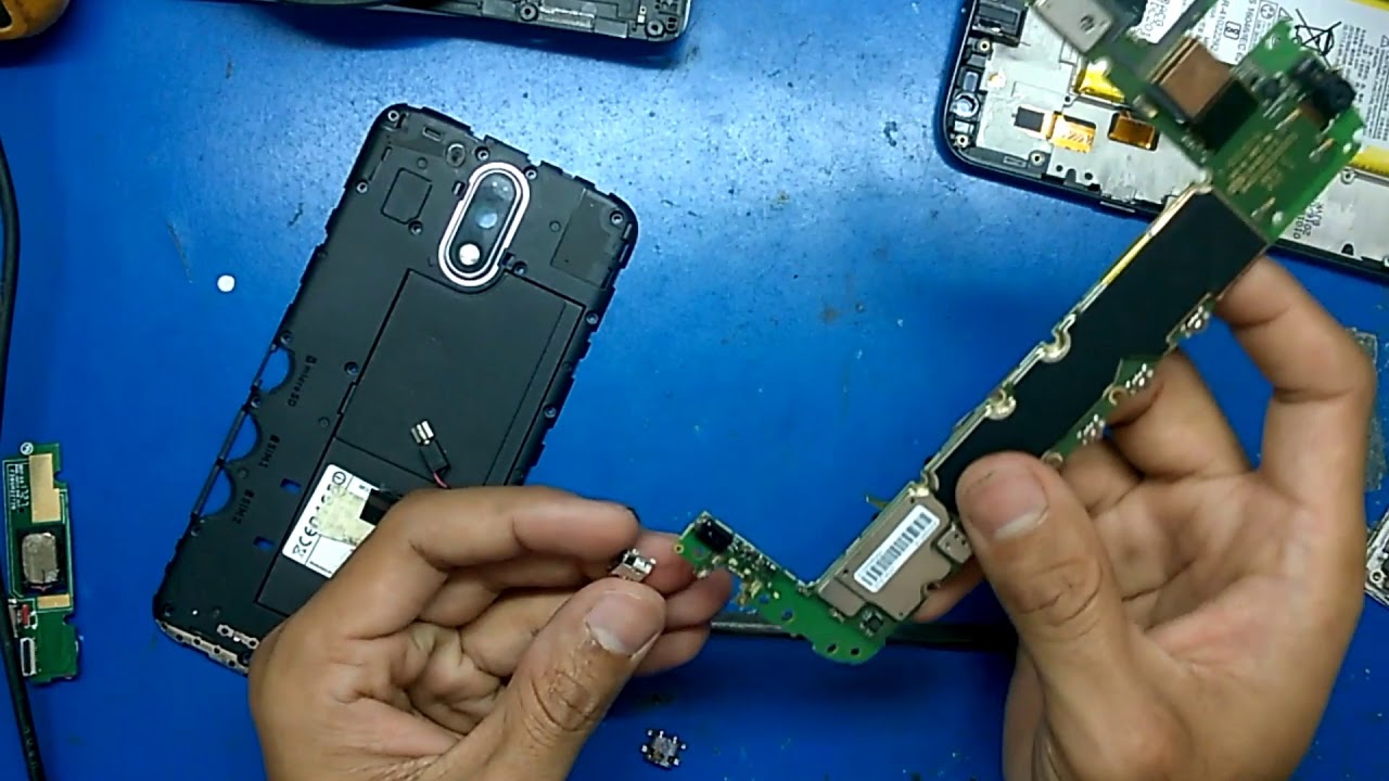 Moto g4 plus charging port replacement