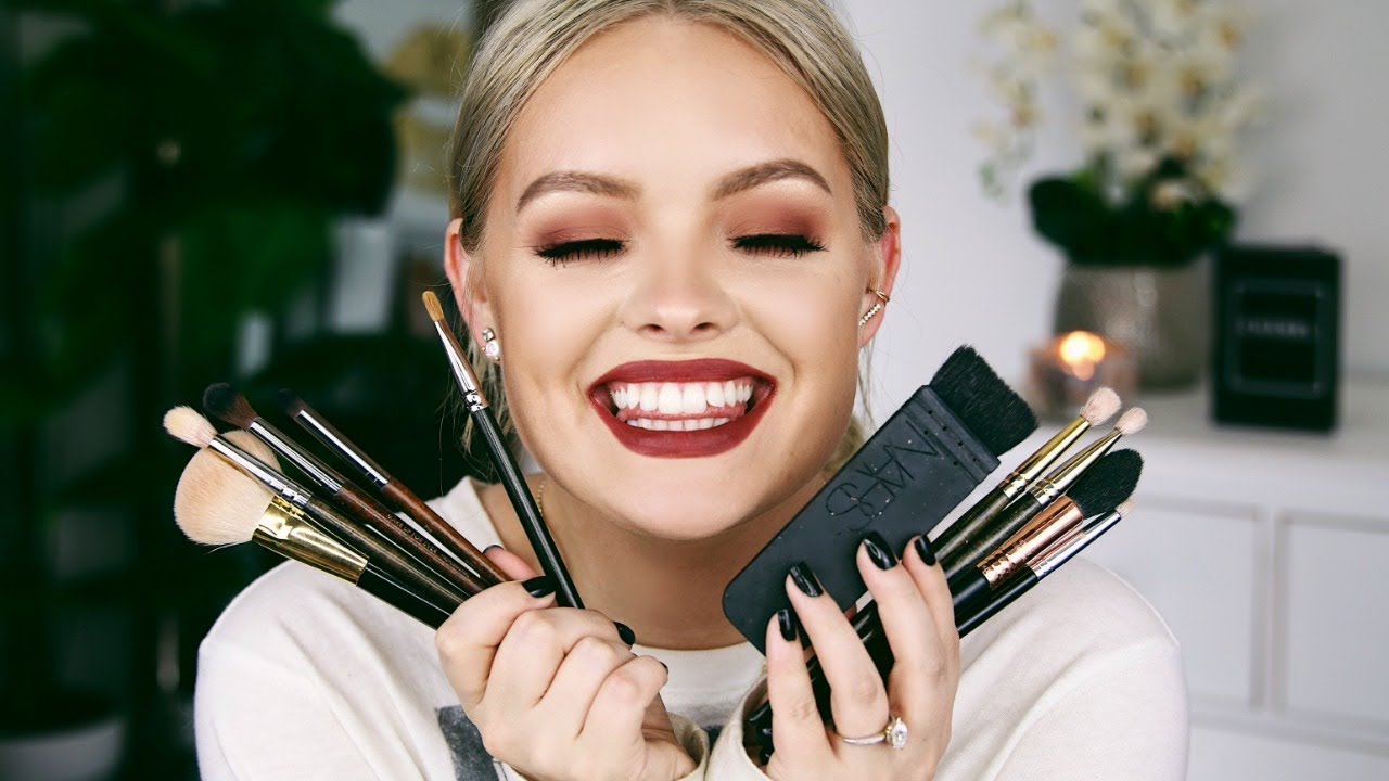 BEST MAKEUP BRUSHES EVER - My Top Favorites I Can't Live Without!