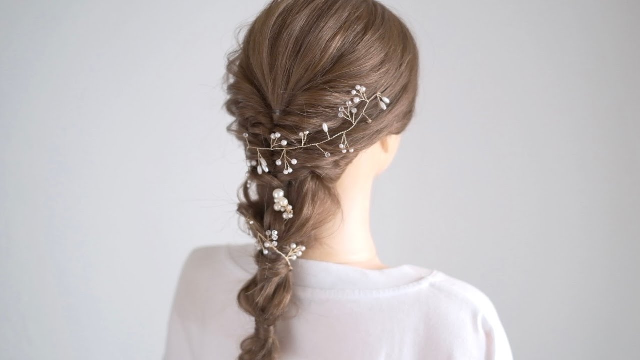 結婚式にオススメの編み下ろしヘアアレンジ/ 3COINSヘアアクセサリー