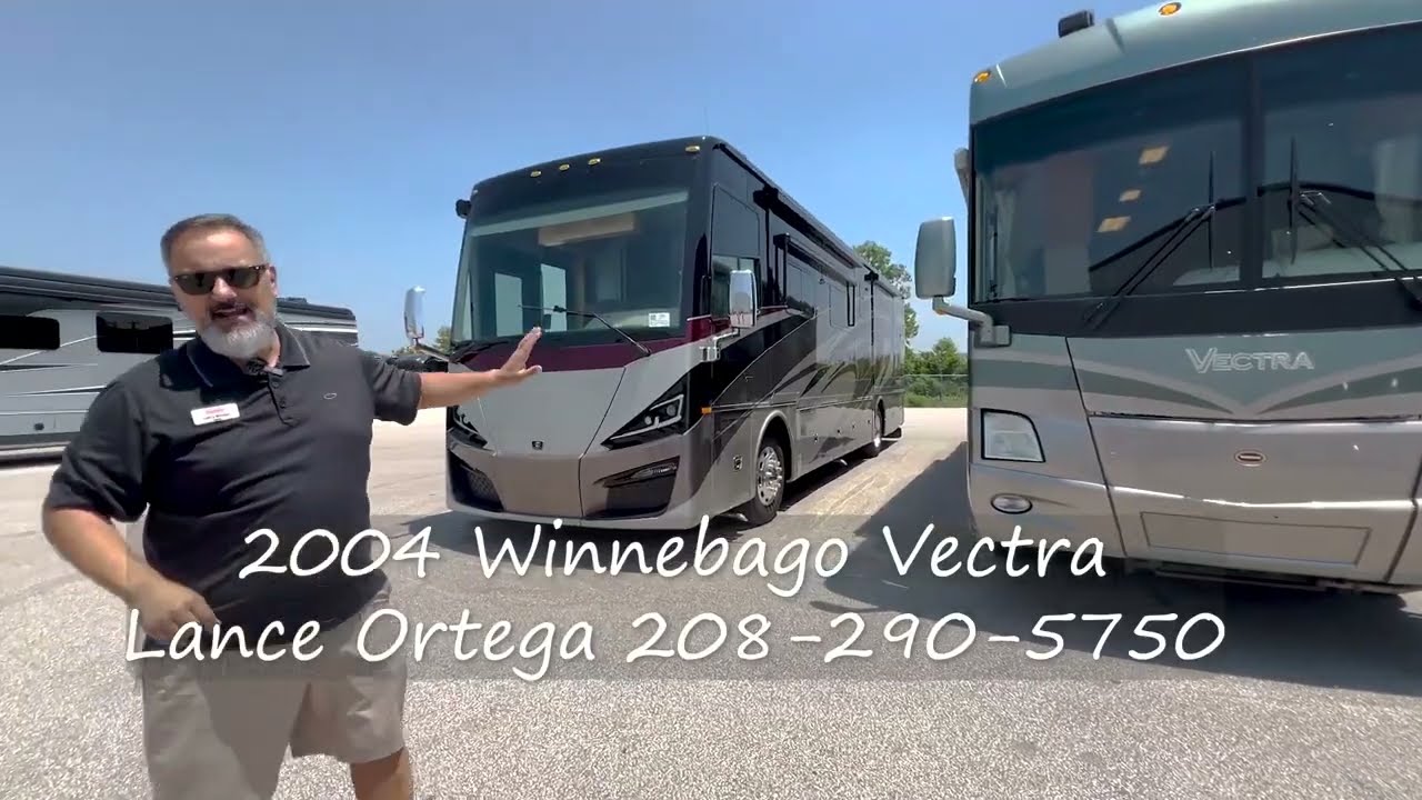 2004 Winnebago Vectra  #17U253222
