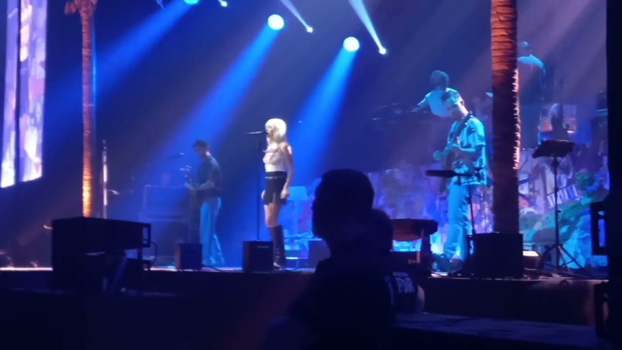 DARIA ZAWIAŁOW - Dziewczyna Pop | WARSZAWA Torwar | 02.12.2023