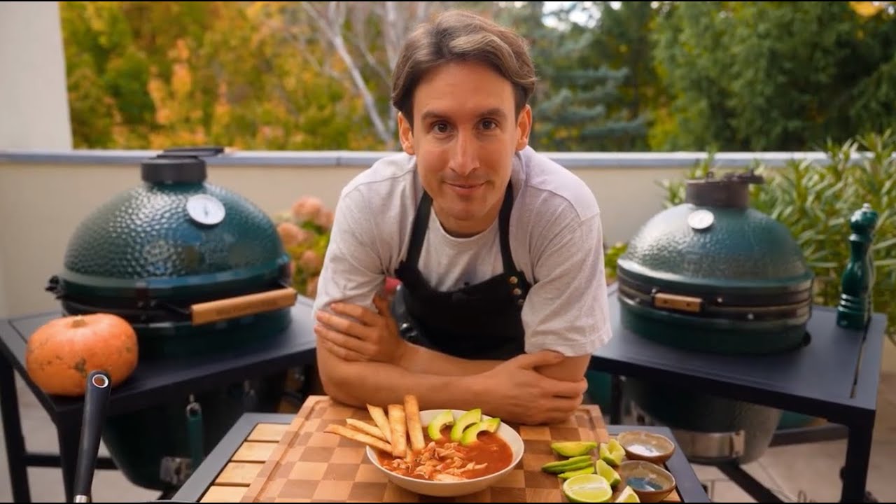 🔥MEXIKÓI FÜSTÖLT CSIRKELEVES - ami fixen felmelegít a hideg napokon!🔥 | Big Green Egg recept