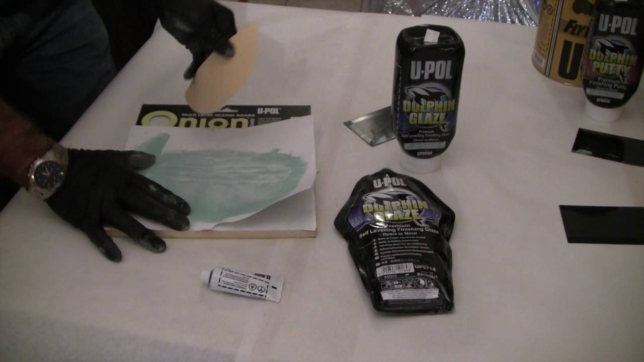 Dolphin Glaze Feature & Benefits (U-POL)