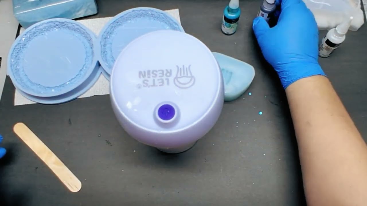 #468 turtle Tuesday with intoresin mold and sorry but I don't recommend the resin I used! @IntoResin