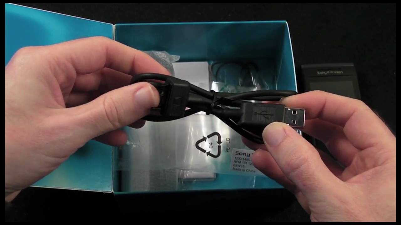 Sony Ericsson Aino Mobile Phone - part 1 - Unboxing & Product Tour
