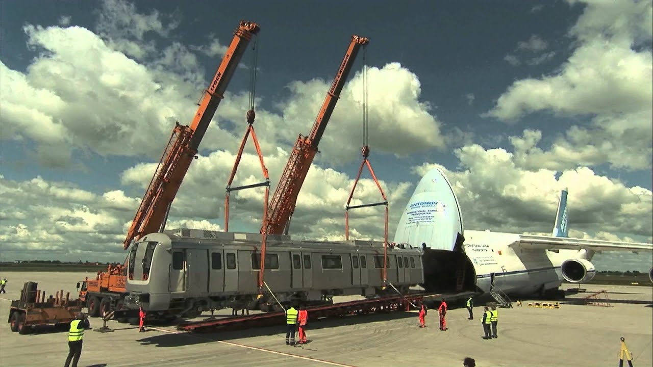 The subway car is being loaded into the Antonov AN-124-100 Ruslan