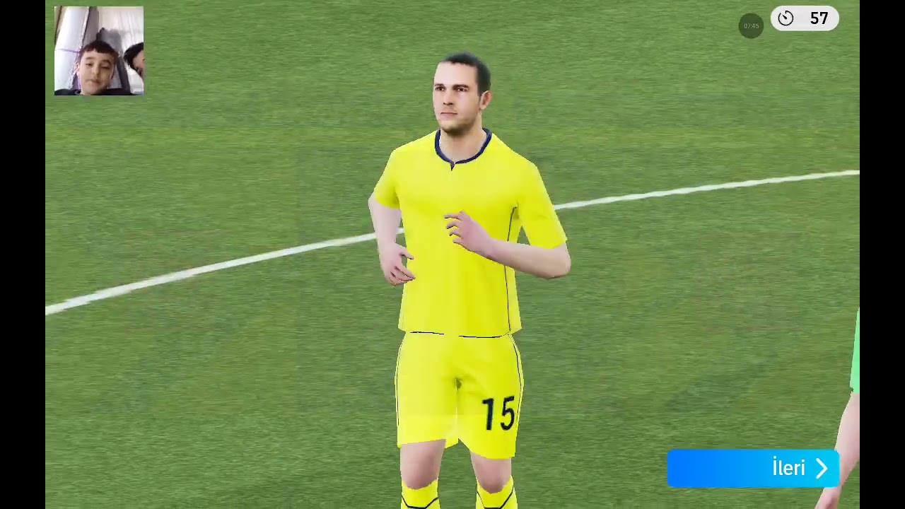 EFOOTBAL KLASMAN/ABİMLE VS 2!!!Abim yendi...