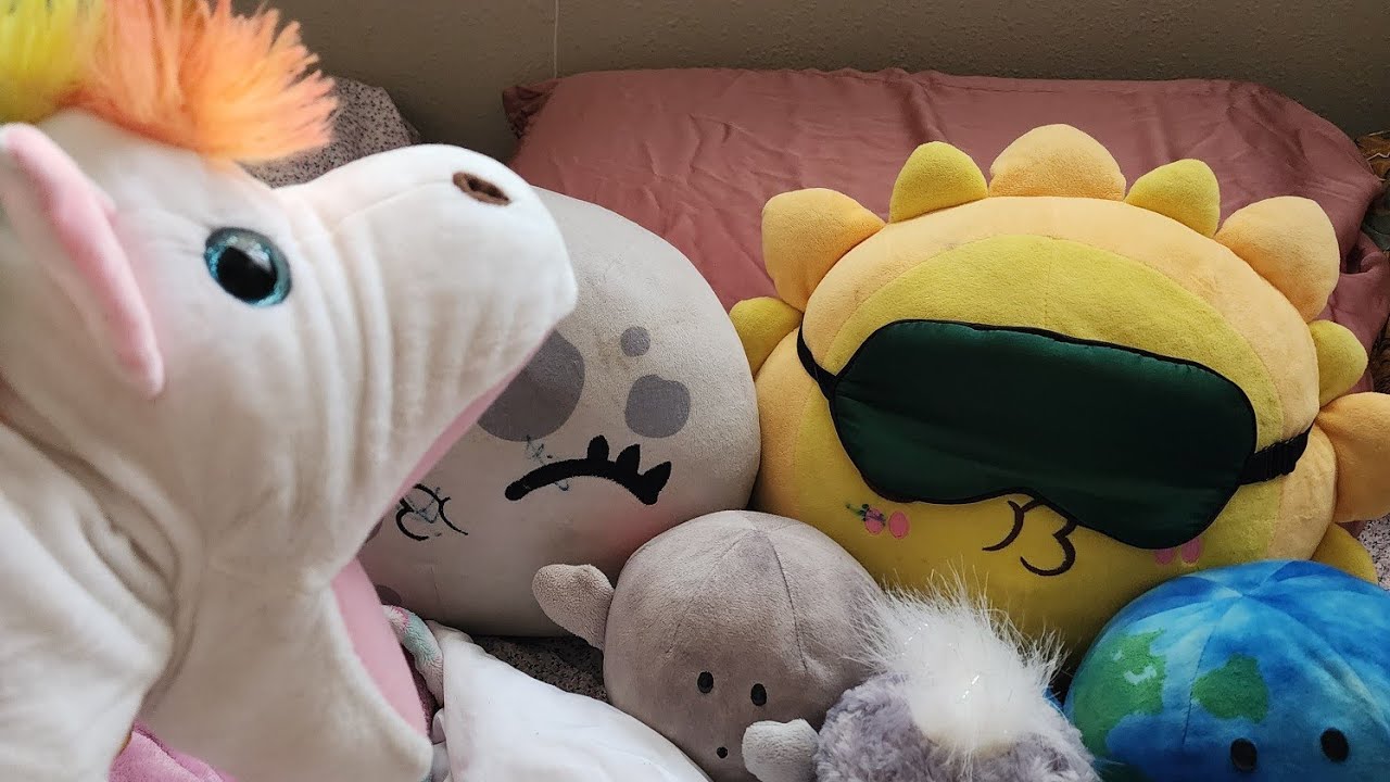 WEE! The Unicorse annoys the Celestial buddies planets