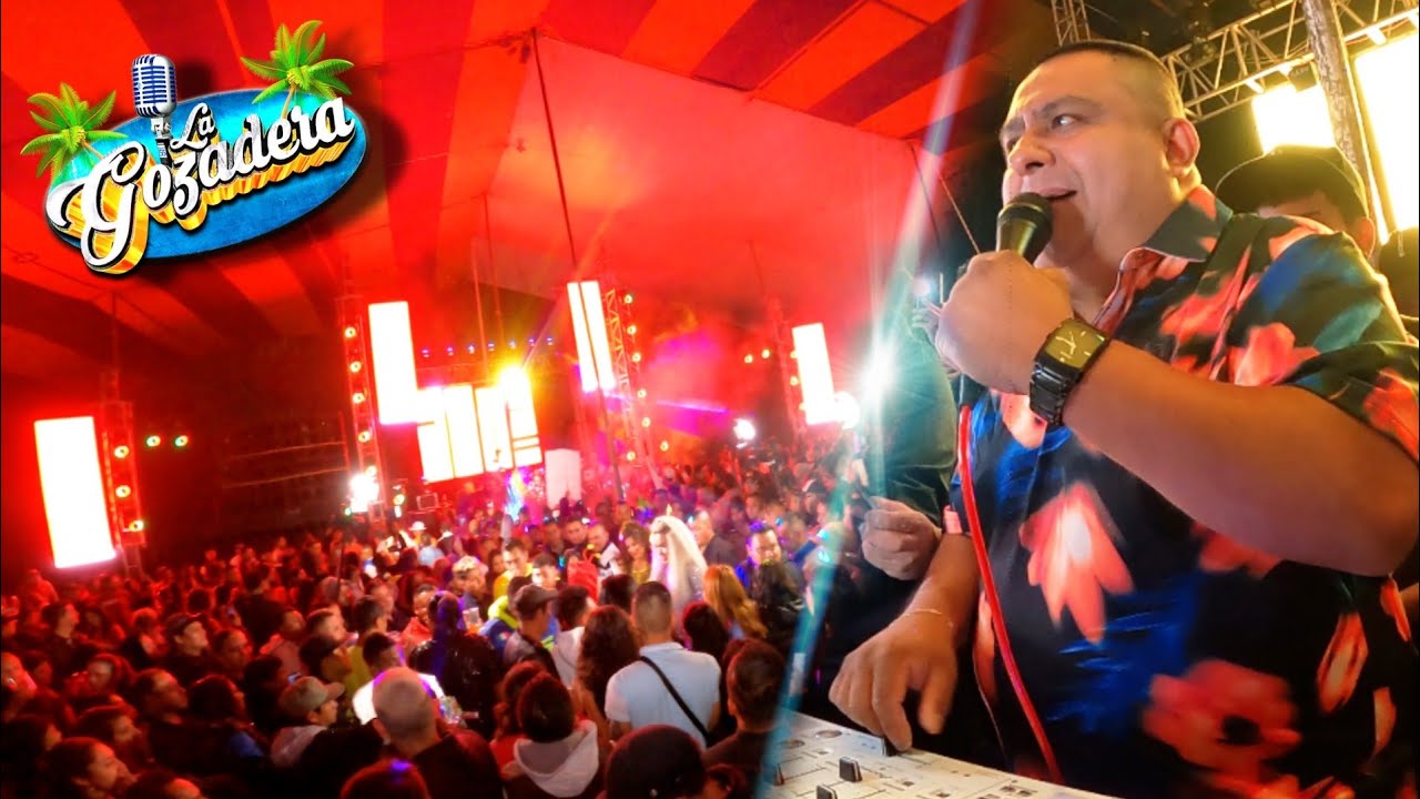 ¡QUE MANERA DE INICIAR DE SONIDO BERRACO CON SU IMPRESIONANTE EQUIPO! EN EL ANIVERSARIO DEL SIBONEY