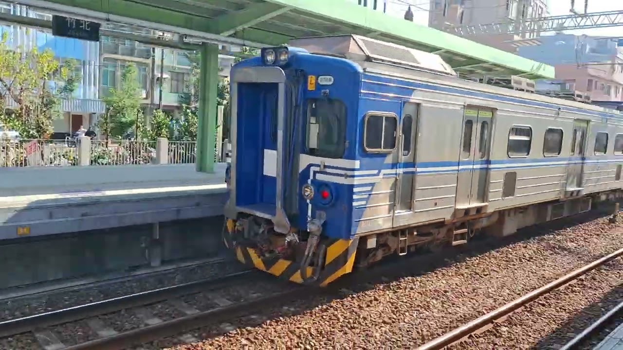 【EMU500回送車慢速通過】台鐵8785次EMU500型回送車(未機電改)經山線往彰化竹北慢速通過