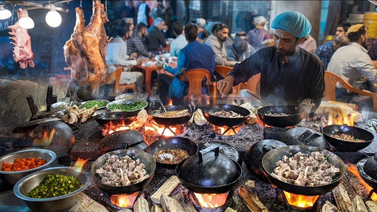 Ilyas Dumba Karahi is the BEST Mutton Karahi in Lahore , Gujranwala