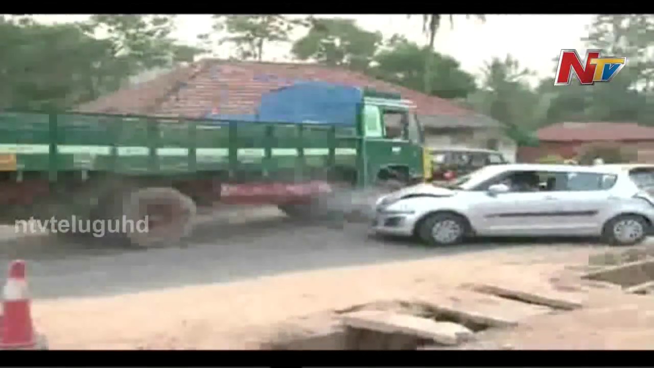 Exclusive visuals of terrible Road Mishap at Karnataka