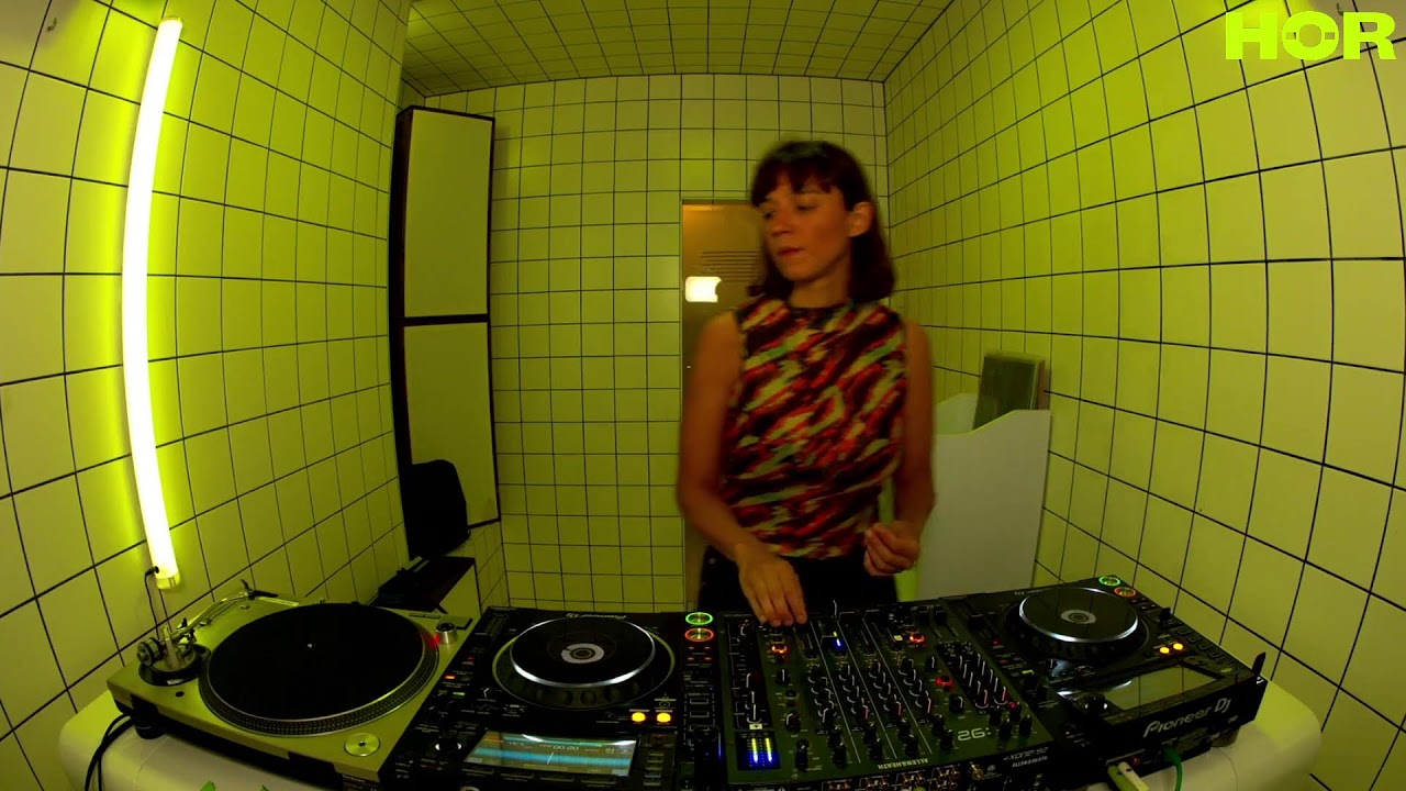 Lis Sarroca | H&Ouml;R - Oct 6 / 2022