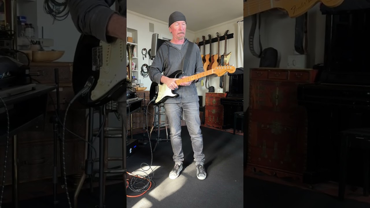 Signature Fender Stratocaster played by The Edge