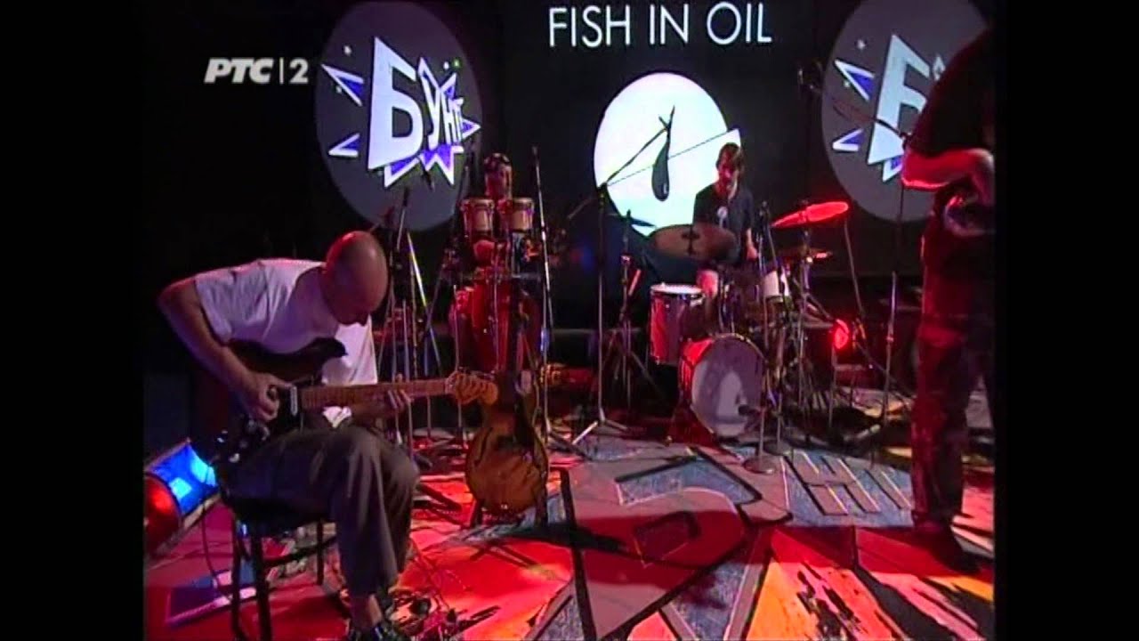 FISH IN OIL - Rasprava o komediji