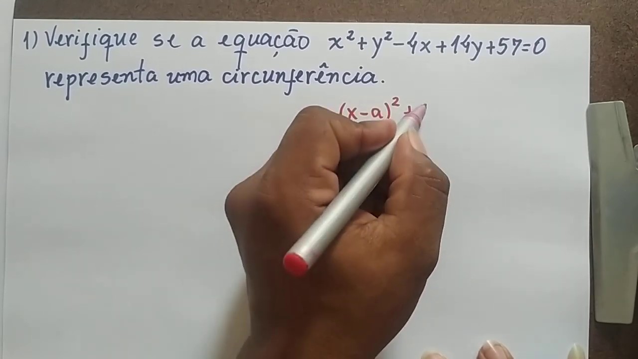 Equações da Circunferência - Exercícios Resolvidos 1