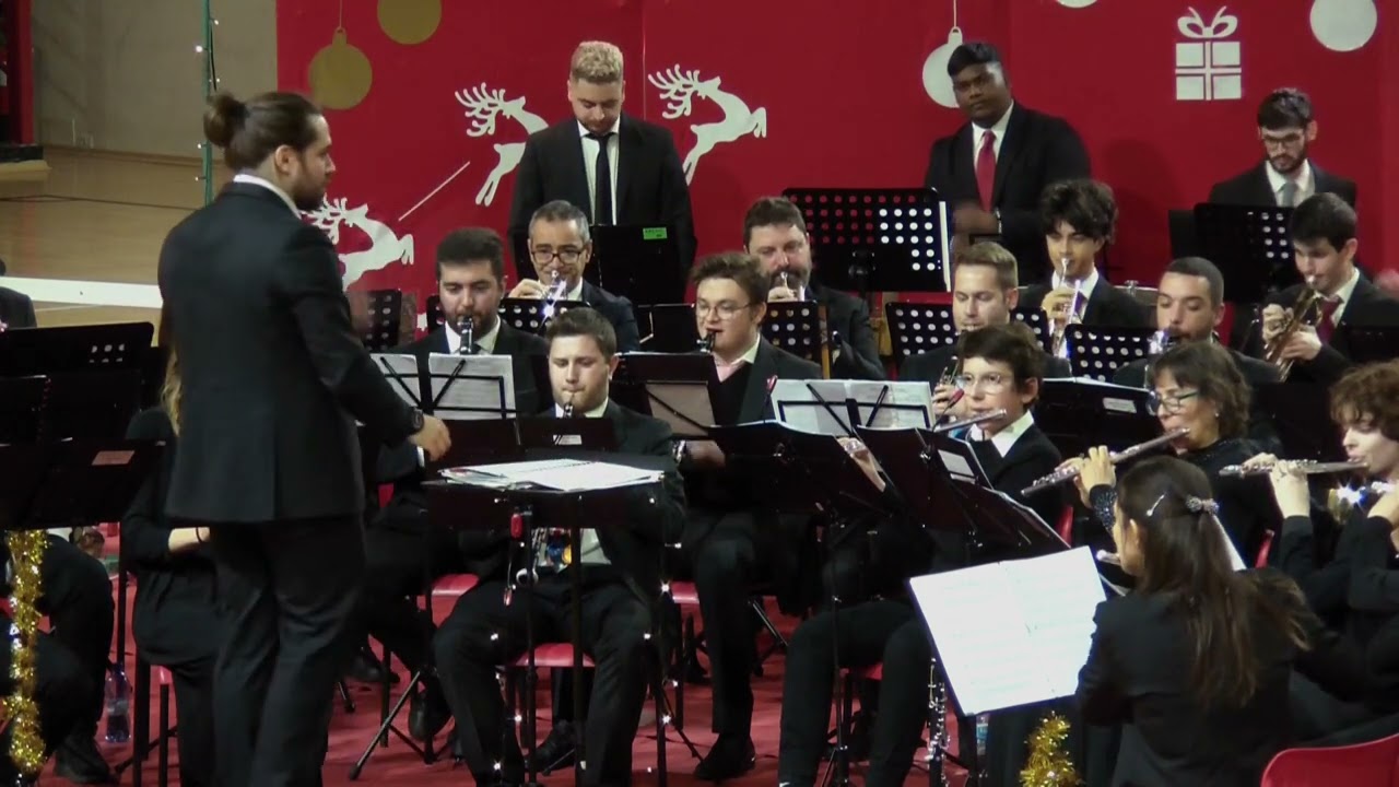 All I Want for Christmas is You (di Mariah Carey arr. M. Brown)