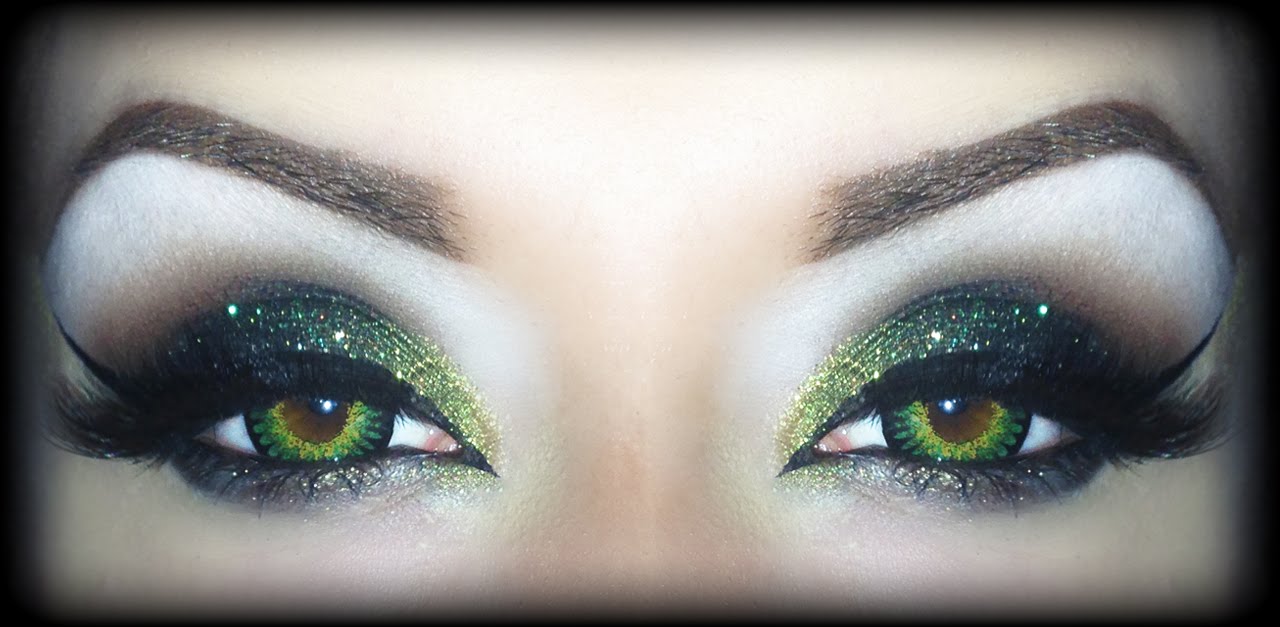 Sexy Halloween Makeup Tutorial - The Wicked Witch of the West (Theodora, Zelena or whatever...)