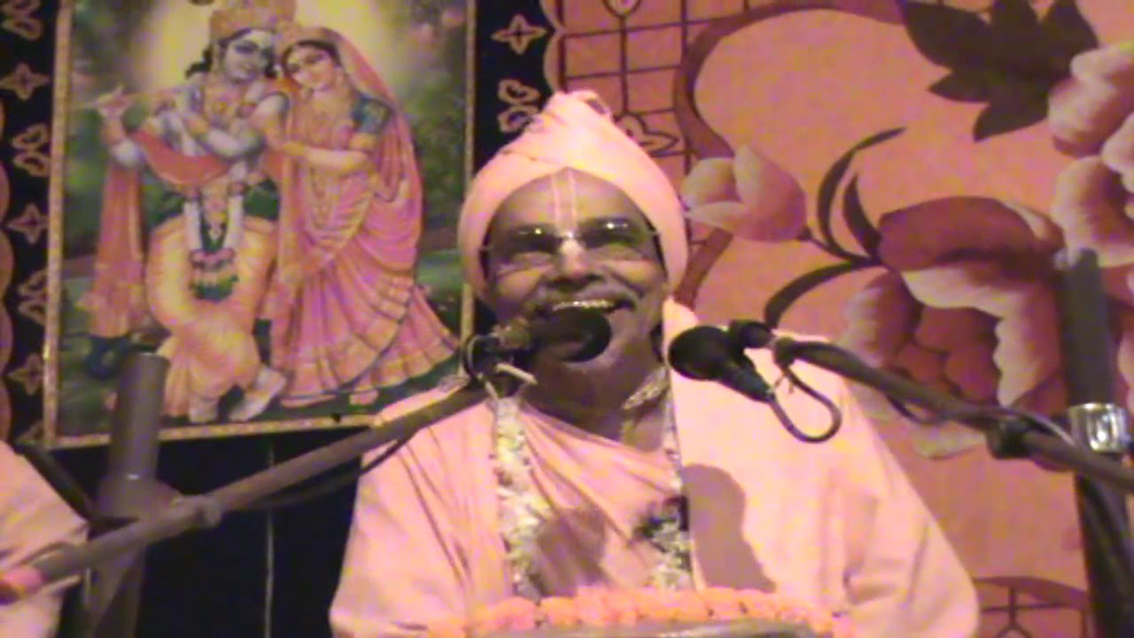 BV Paryatak Goswami guru maharaj sri Harikthamrita