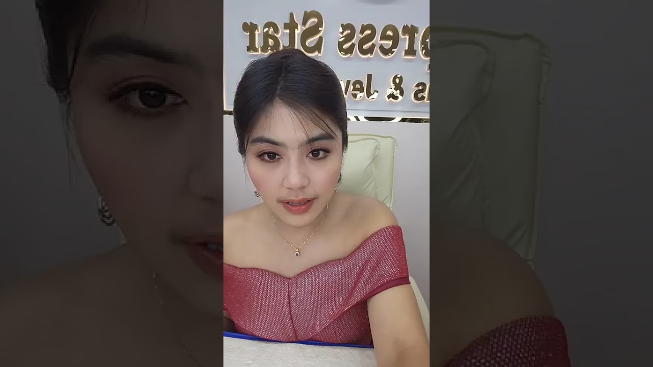 မင်းသမီး စိုးပြည့်သဇင်လေးရဲ့စိန်ထည်လှလှလေးတေပြပေးမယ်နော်