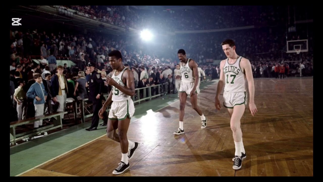 Charla sobre zapatillas de baloncesto y la marca Converse