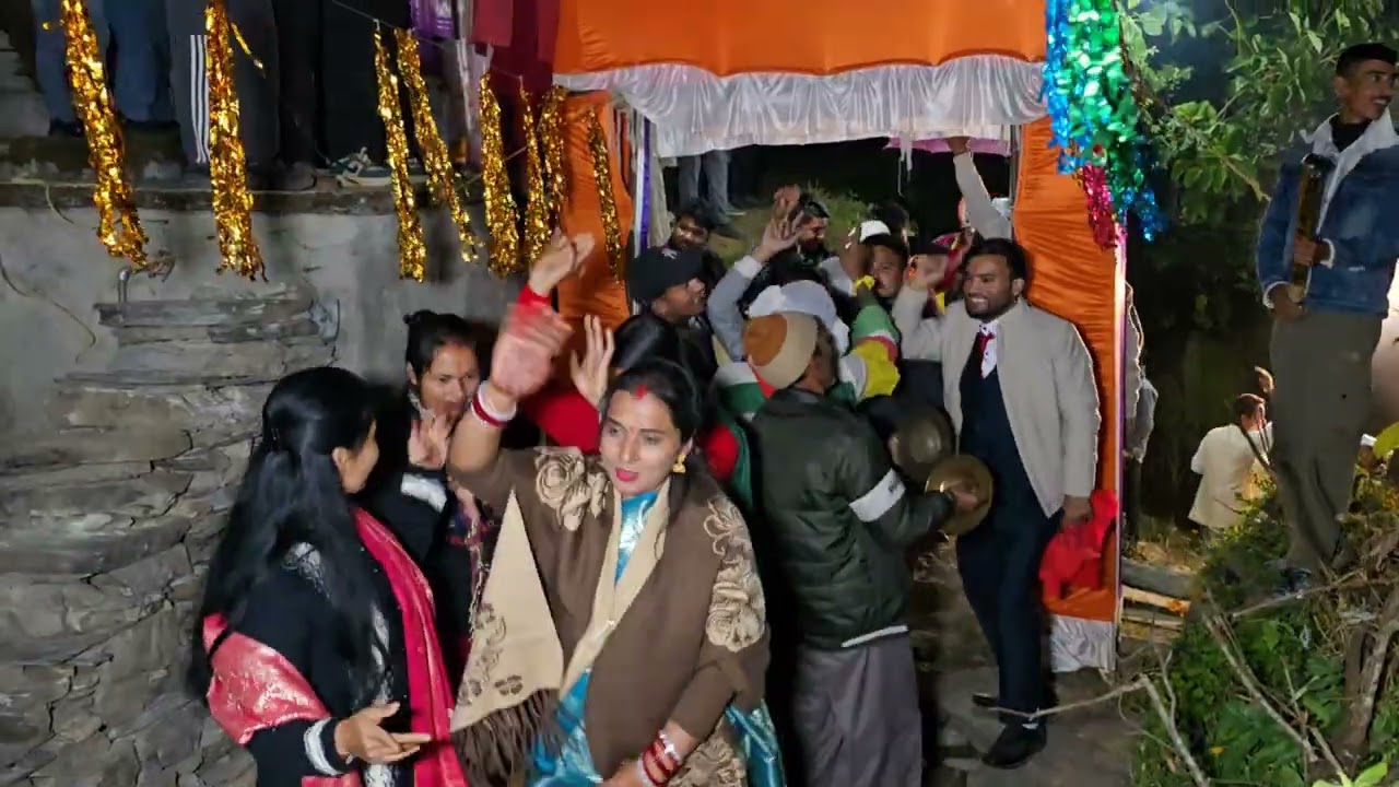 पहाड़ों मैं शादियों का सीजन #laxman_koranga_vlog 