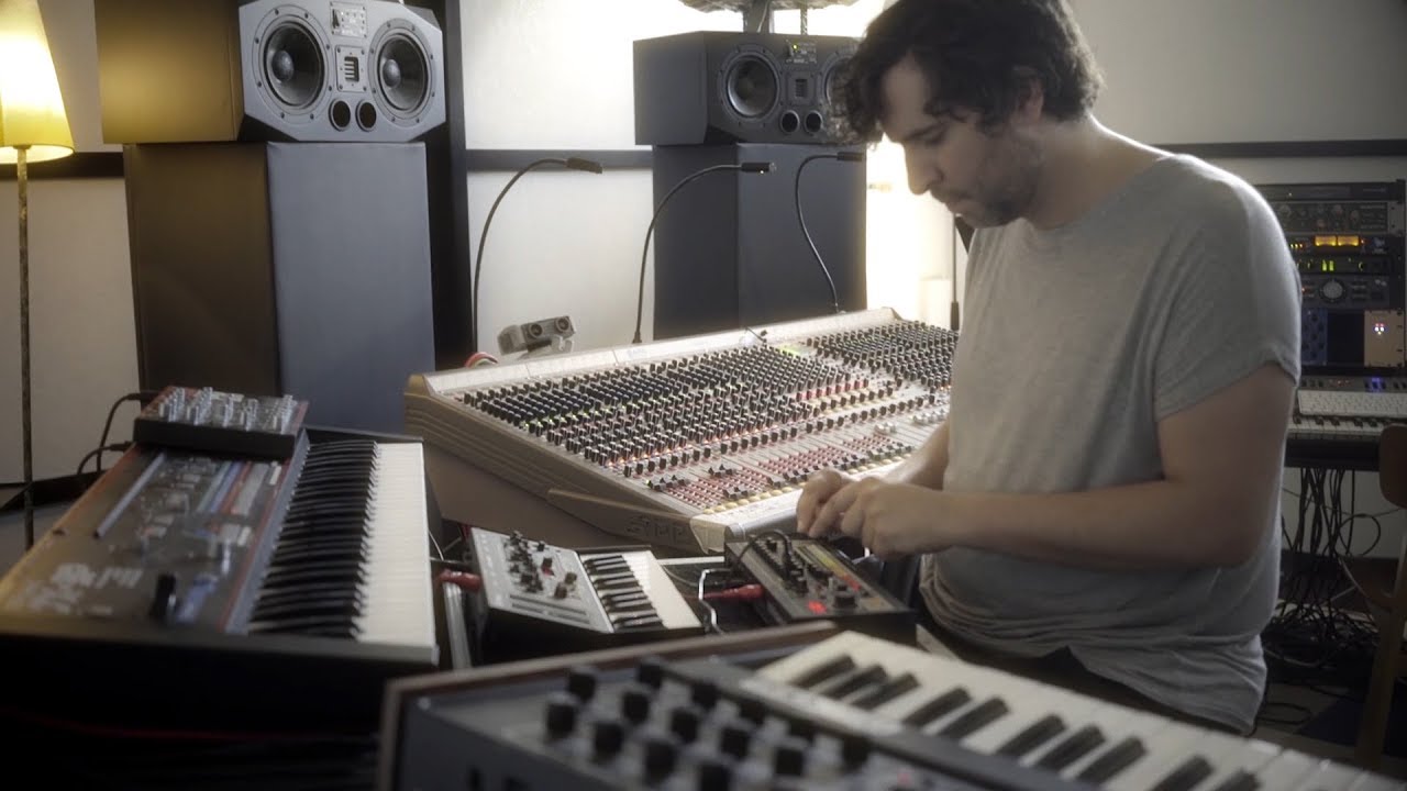 Roland Boutique TR-08 и SH-01A с Мэтью Джонсоном